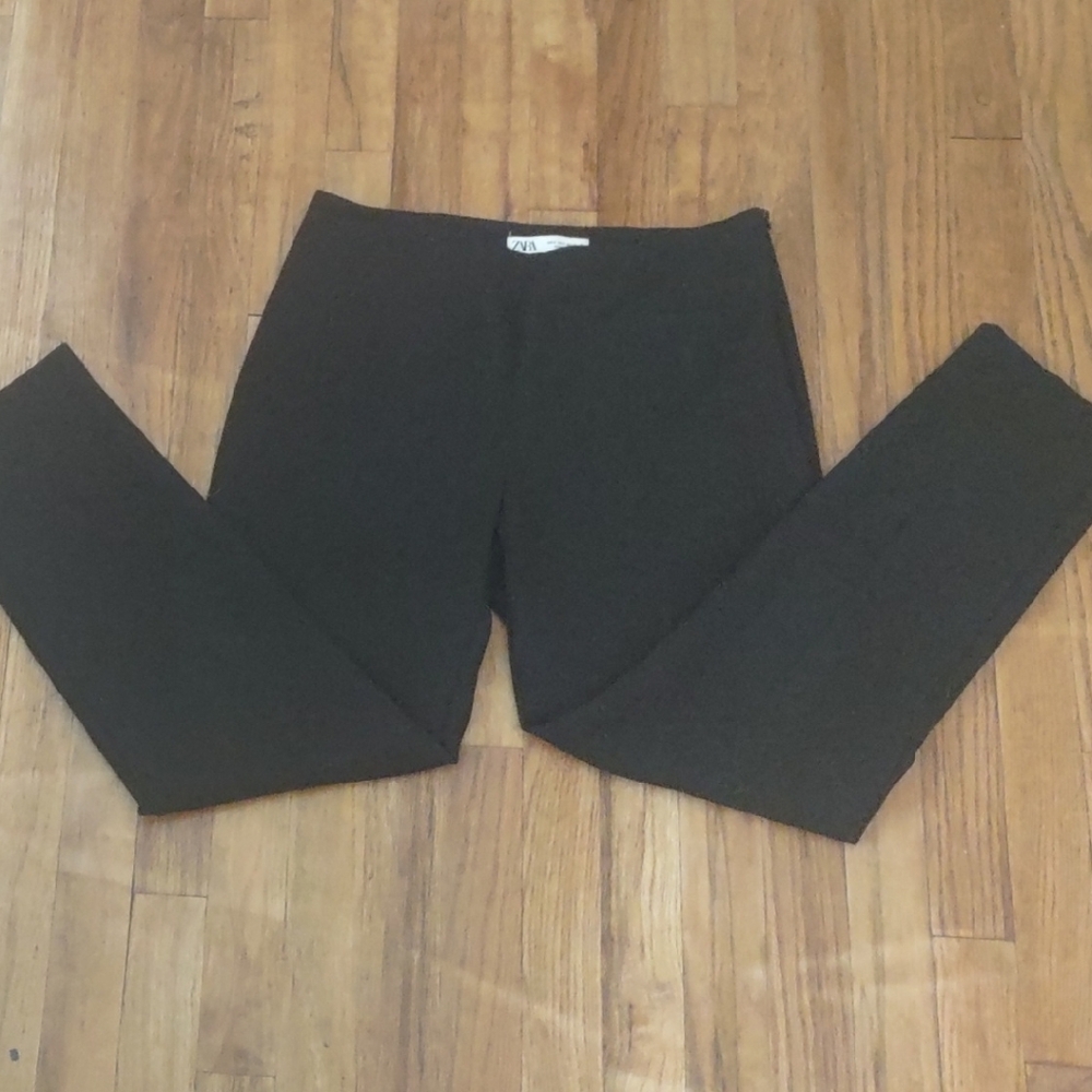 Zara Black Straight Leg Women's Pants - Size MEDIUM